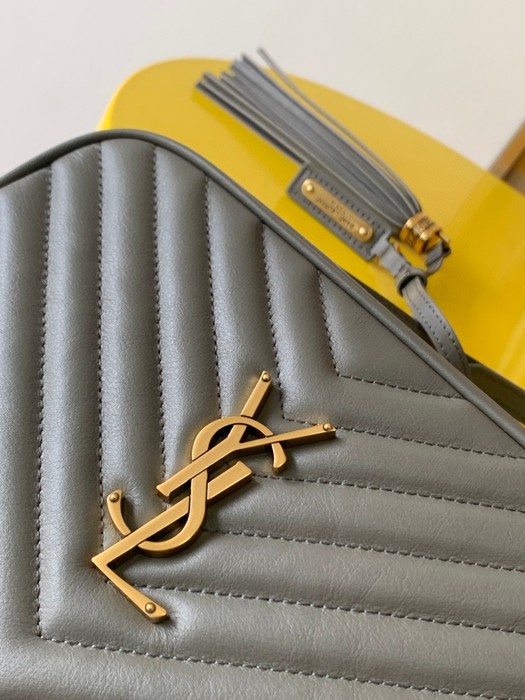 超A貨YSL聖羅蘭包包 lou絎縫皮革相機袋 Saint Laurent Monogram肩背袋 深灰