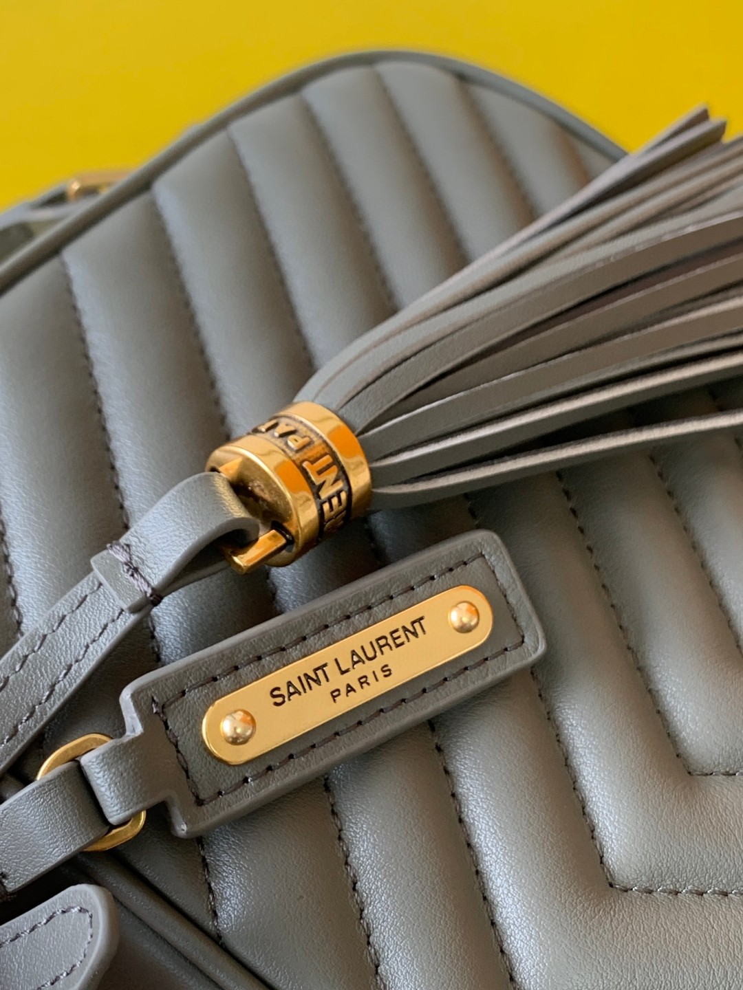 超A貨YSL聖羅蘭包包 lou絎縫皮革相機袋 Saint Laurent Monogram肩背袋 深灰