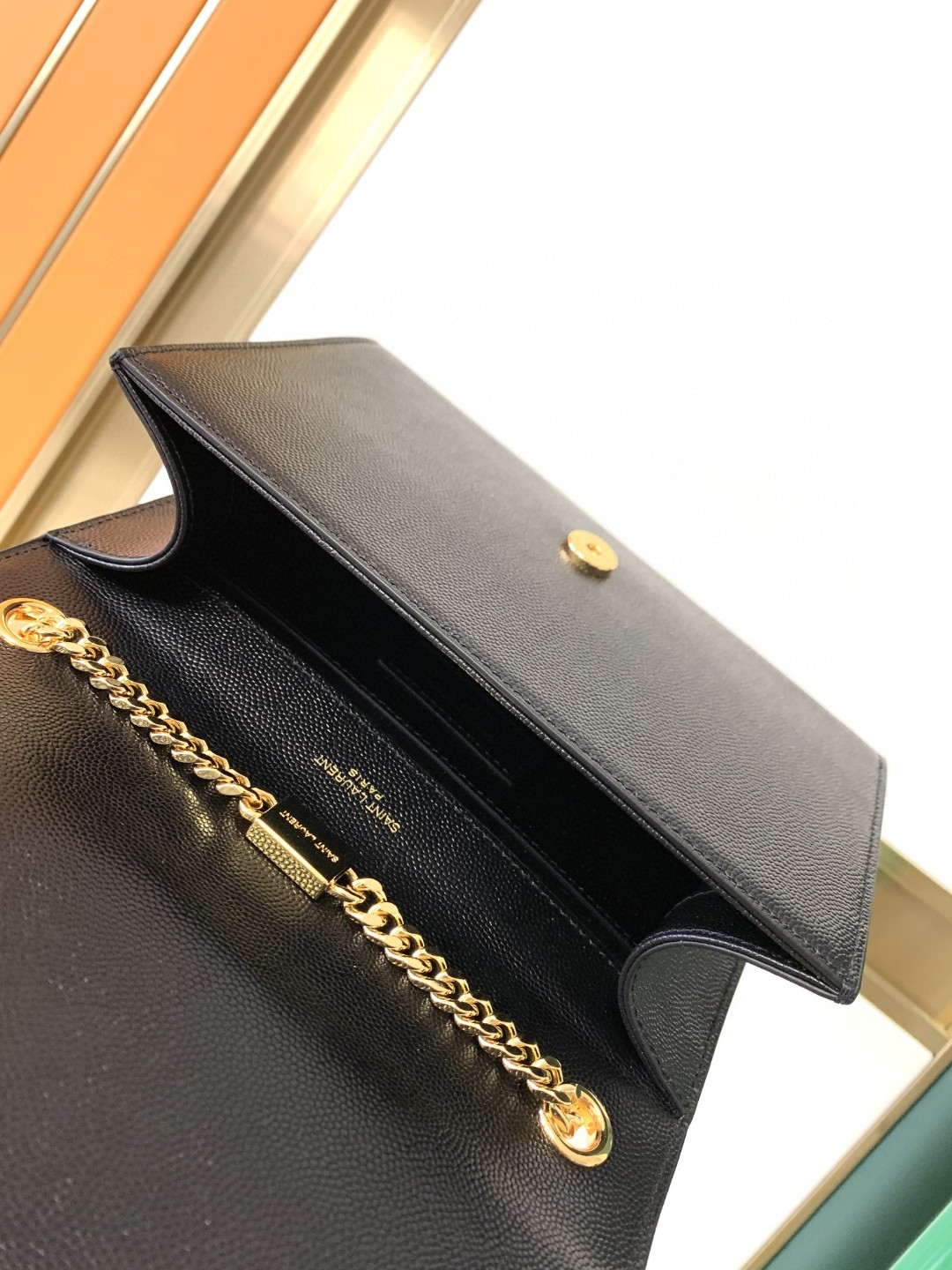 高仿YSL聖羅蘭顶級A貨包包 kate粒面皮革小型手袋鏈條包 黑色金扣