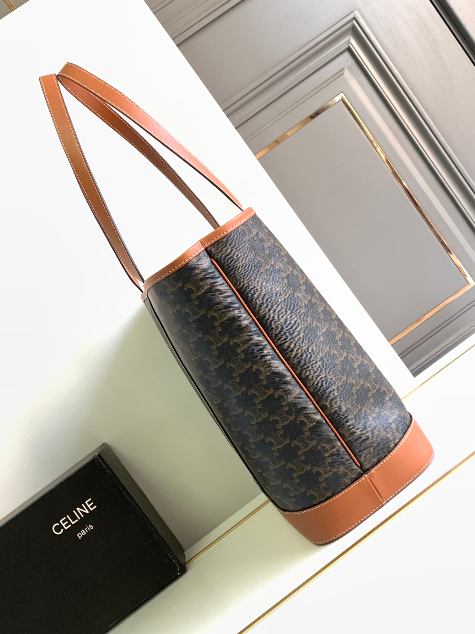 Celine賽琳高仿一比一原單包包 CELINE CABAS中號標誌印花牛皮革手袋
