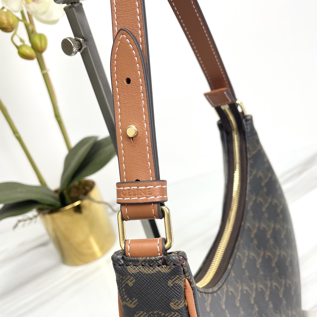 Celine賽琳高仿原單包包 CELINE TRIOMPHE AVA 標誌印花牛皮革手袋 深褐色