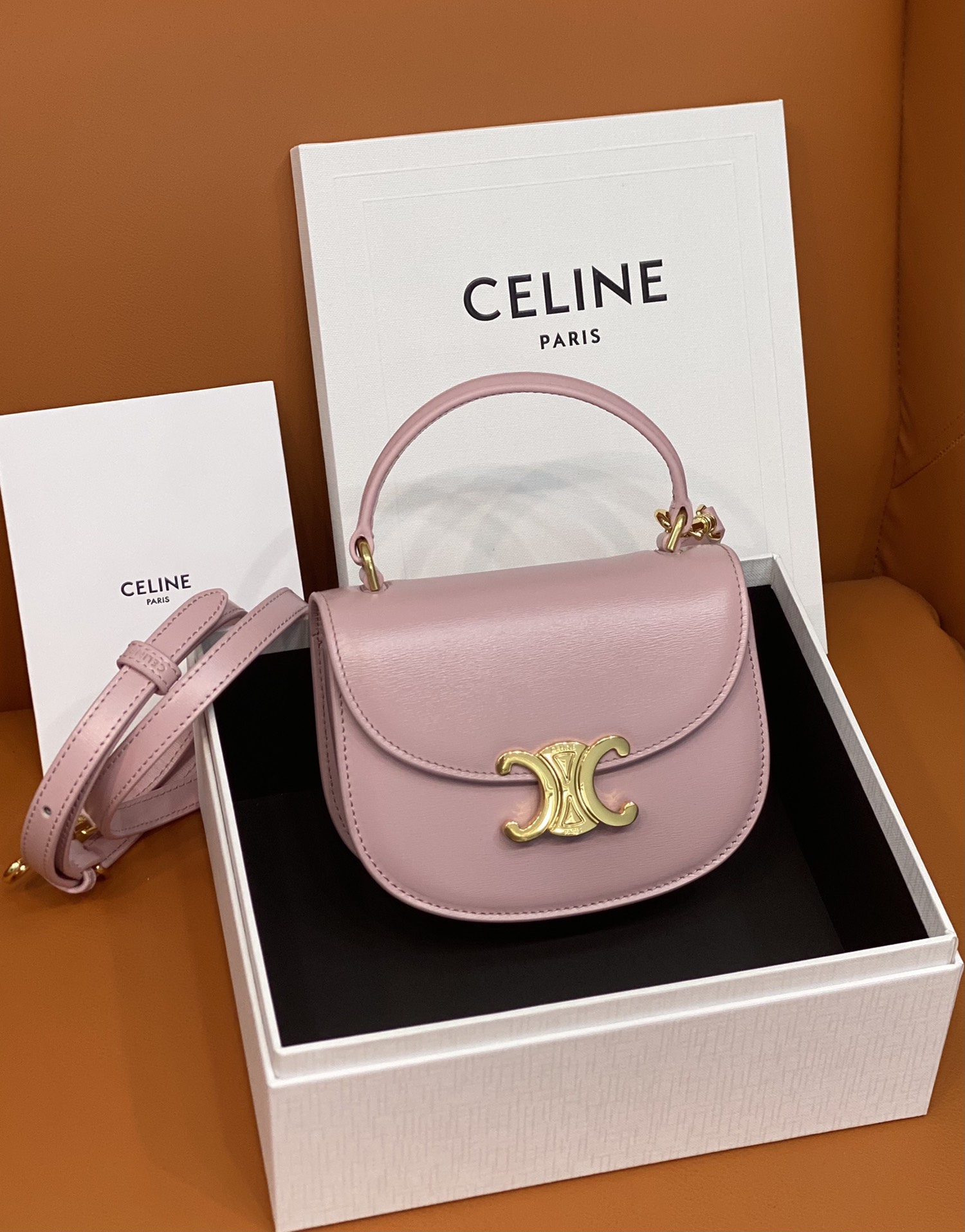 高仿原單包Celine賽琳包 亮面牛皮革迷你型BESACE CLEA手袋 粉色