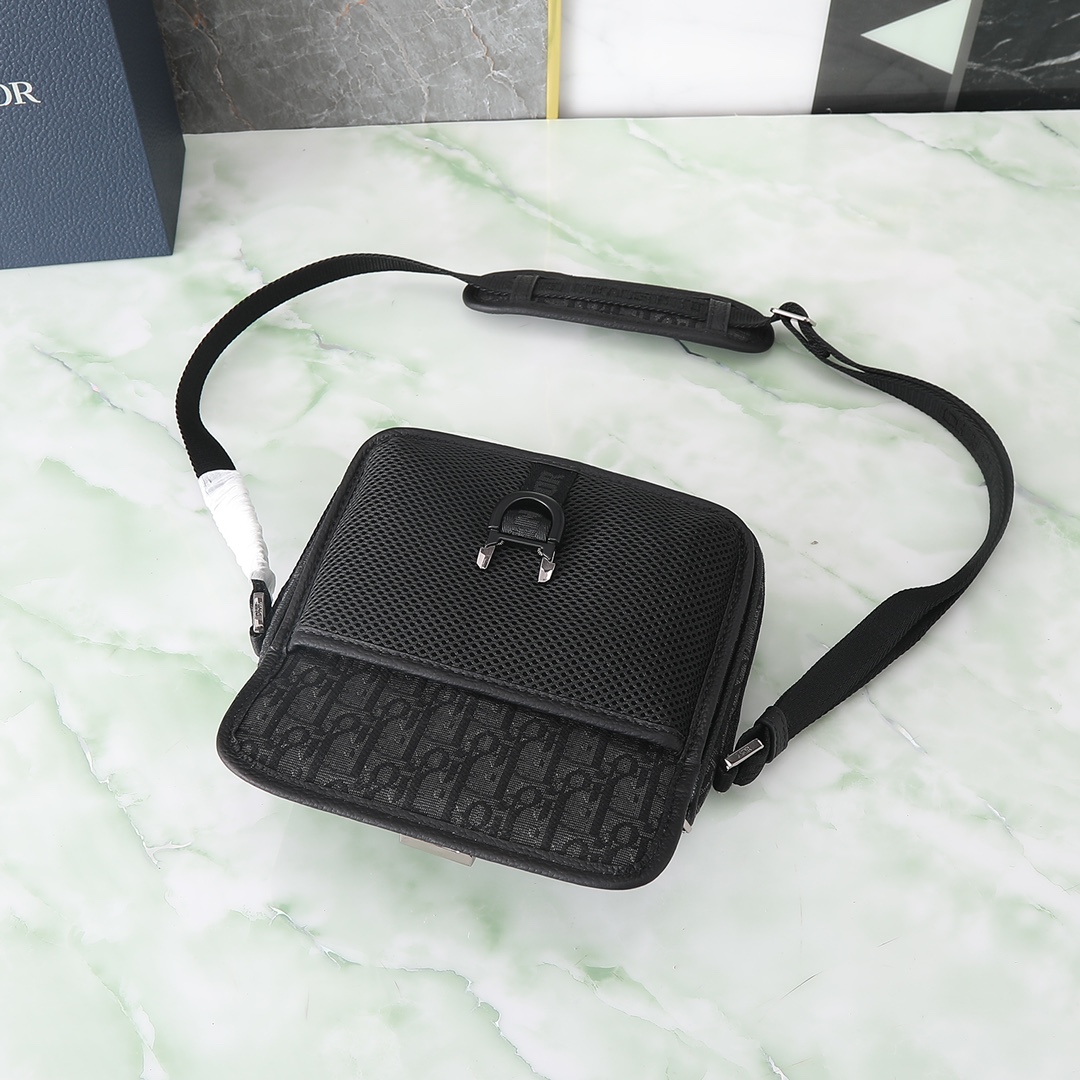 精緻高端 DIOR 高仿包包 新品單肩包斜挎包