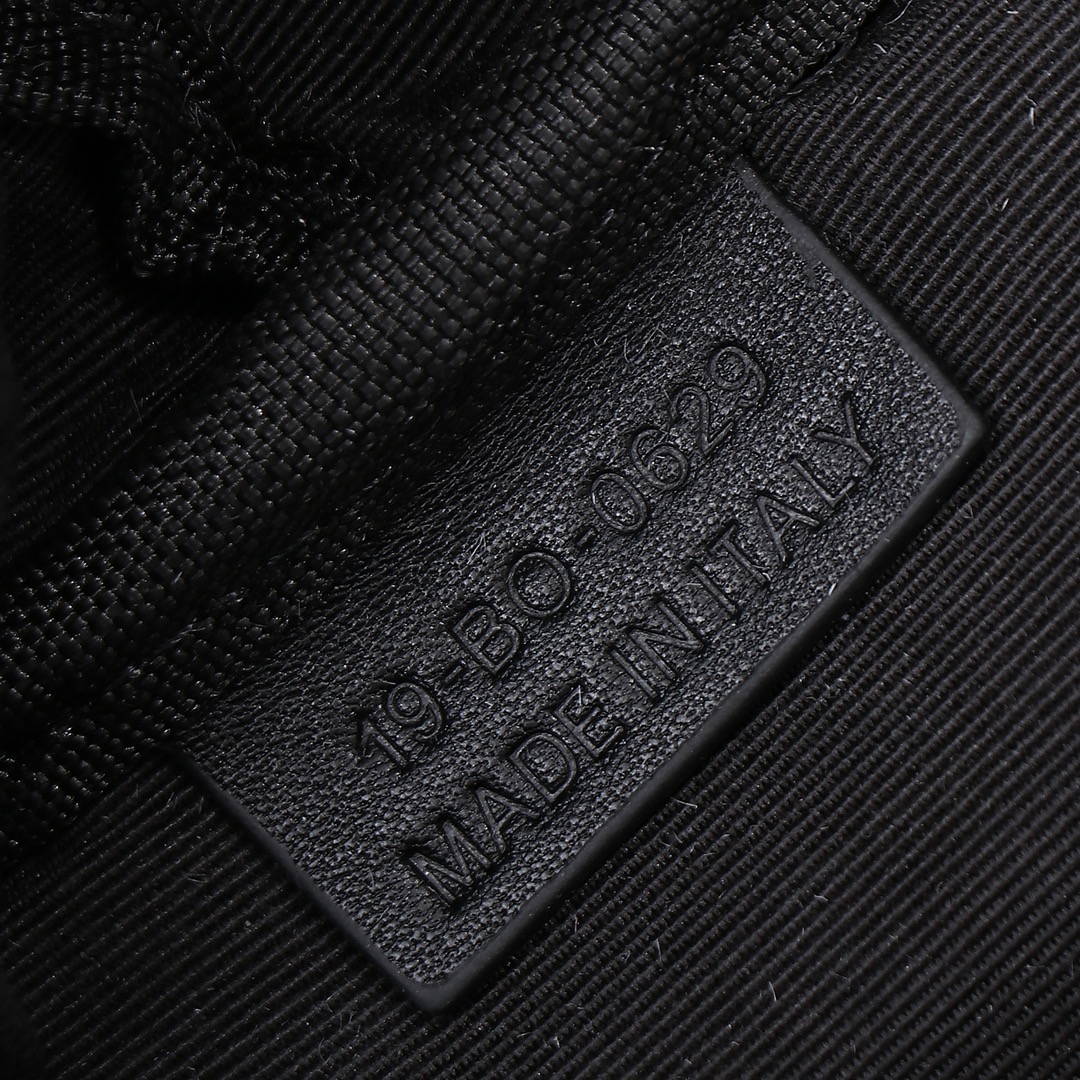 1ESBA088 真皮DIOR迪奧 高仿名牌包包 單肩包 2024新品