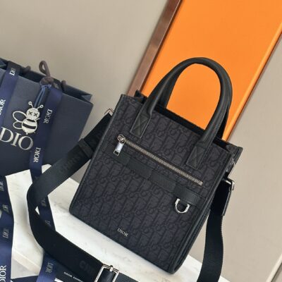 高仿精品批發 DIOR 包包 斜跨包單肩包