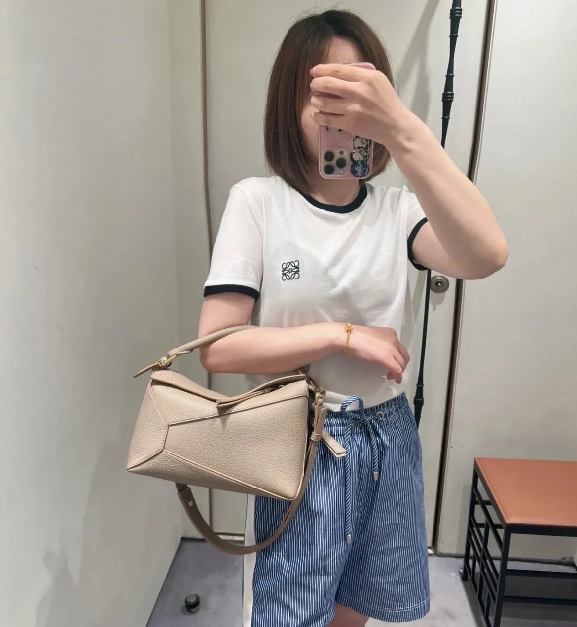 loewe羅意威原單超A貨複刻柔軟粒面牛皮革Puzzle Edge手袋 沙色/荔纹 