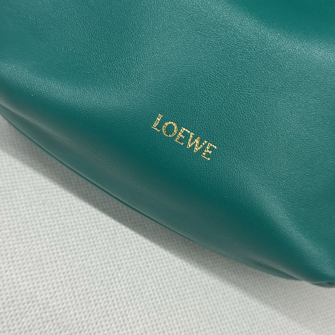 loewe羅意威超A貨手拿包 新款迷你納帕羊皮革 Flamenco Purse 手拿包翡翠綠
