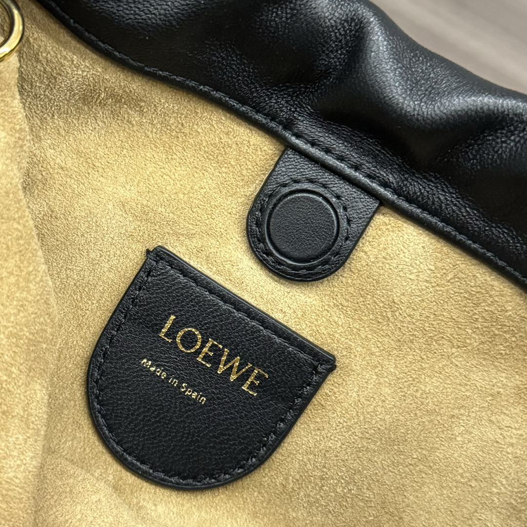 loewe羅意威超A貨手拿包 新款迷你納帕羊皮革 Flamenco Purse 手拿包 黑色