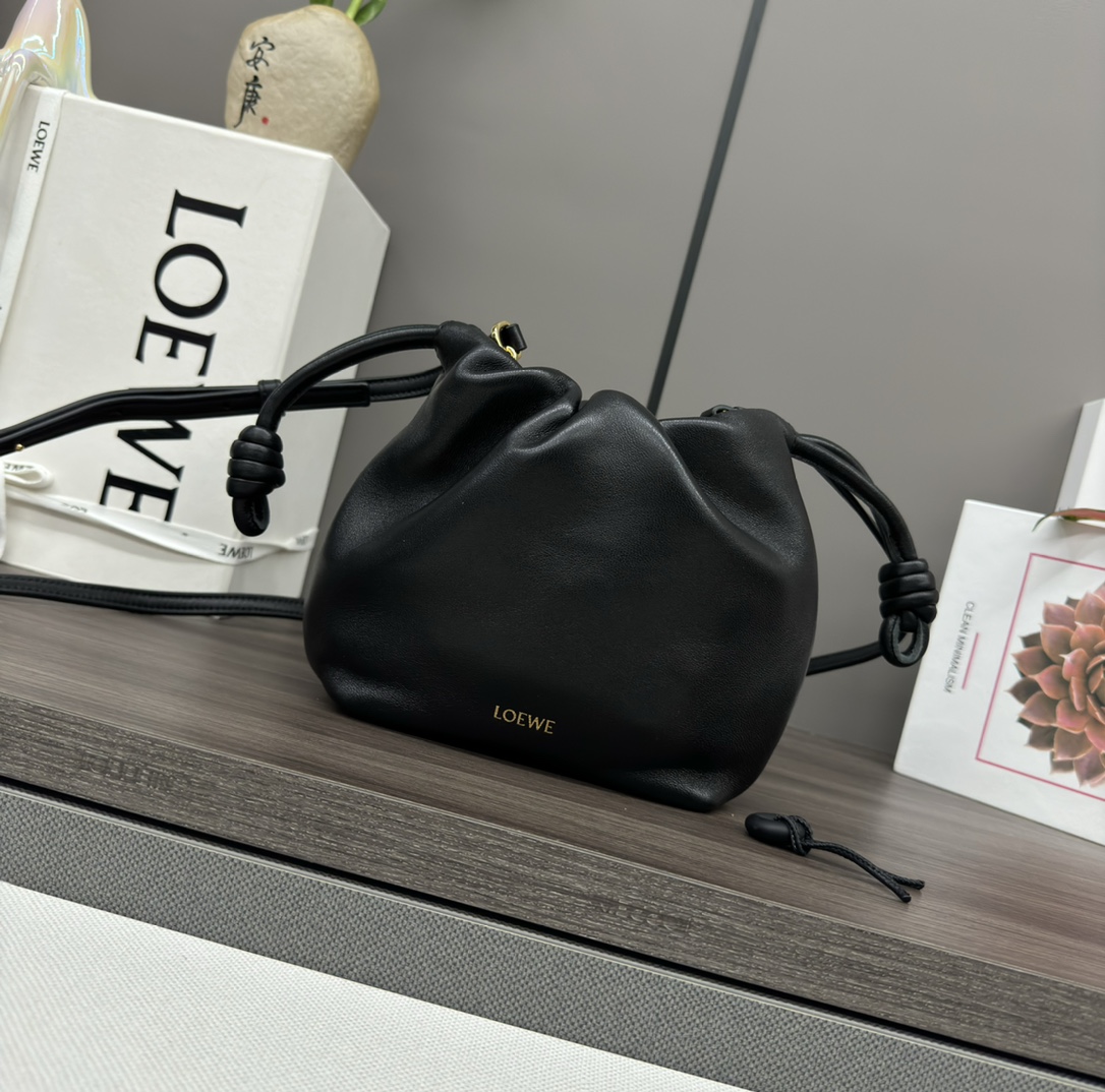 loewe羅意威超A貨手拿包 新款迷你納帕羊皮革 Flamenco Purse 手拿包 黑色
