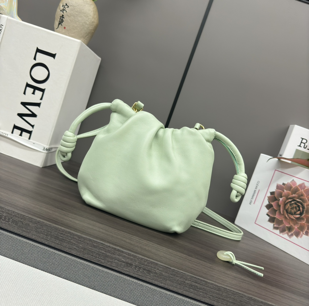 loewe羅意威超A貨手拿包 新款迷你納帕羊皮革 Flamenco Purse 手拿包 春玉色