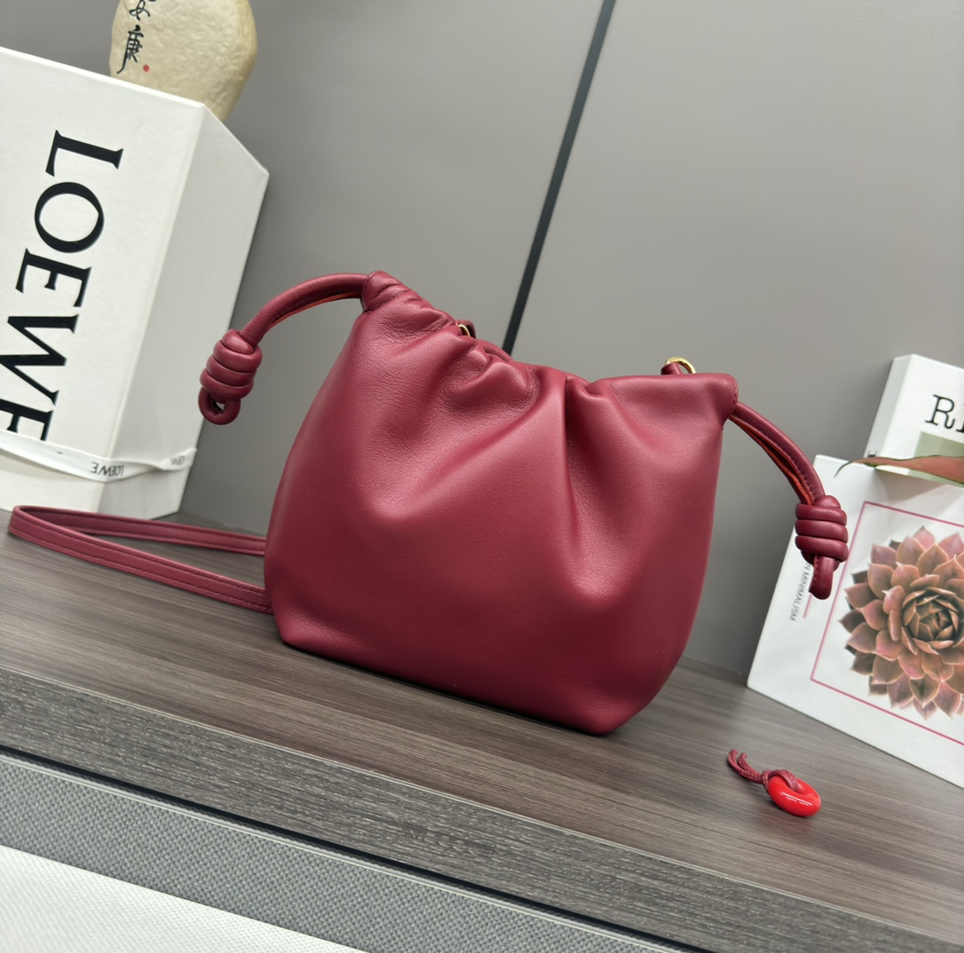 loewe羅意威超A貨手拿包 新款迷你納帕羊皮革 Flamenco Purse 手拿包深磚紅