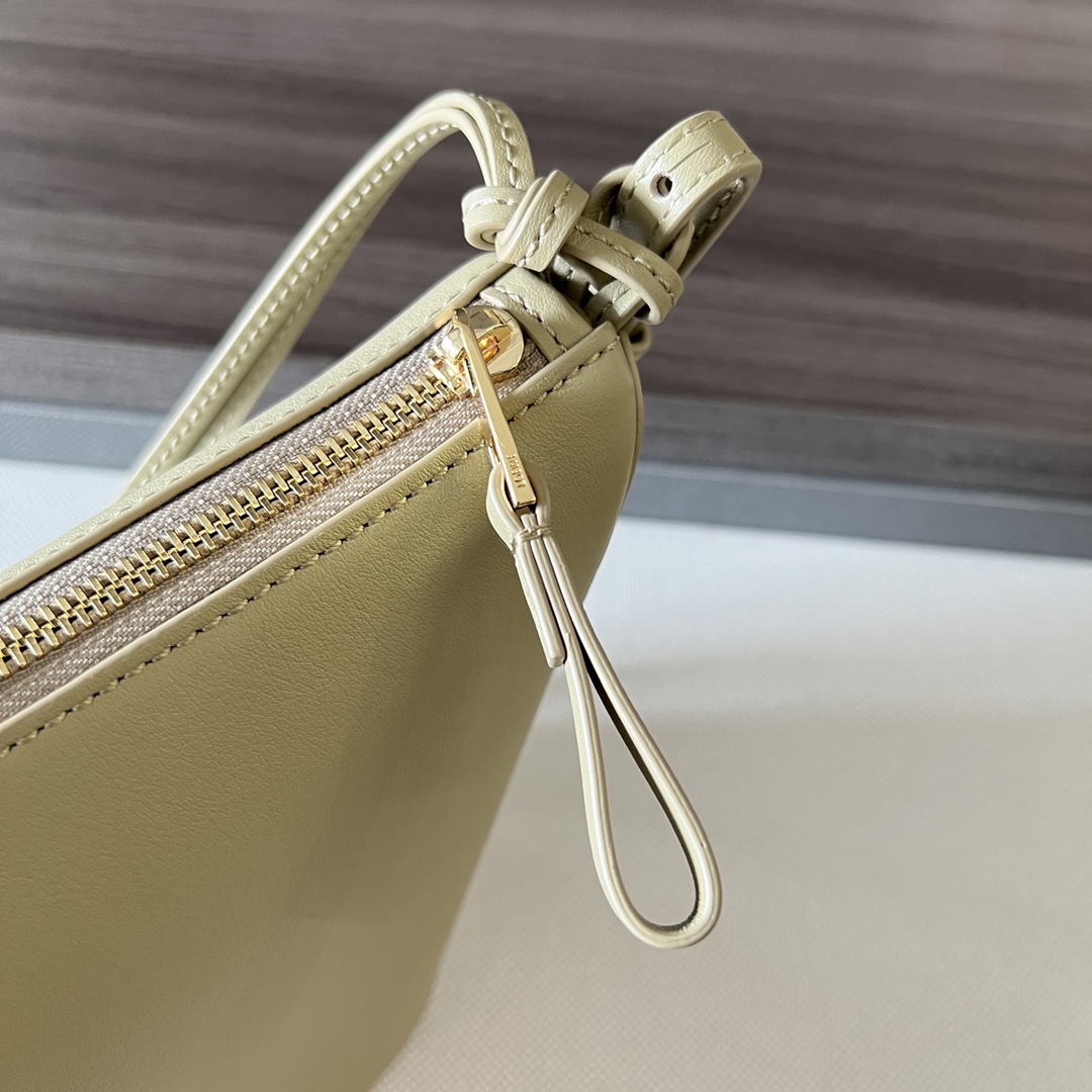 loewe羅意威高仿A貨包包 經典牛皮革Hammock hobo手袋 粘土綠