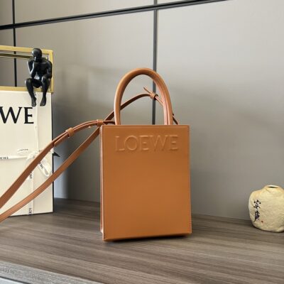 loewe羅意威原單A貨高仿包包 Standard A5 Tote手袋 棕色