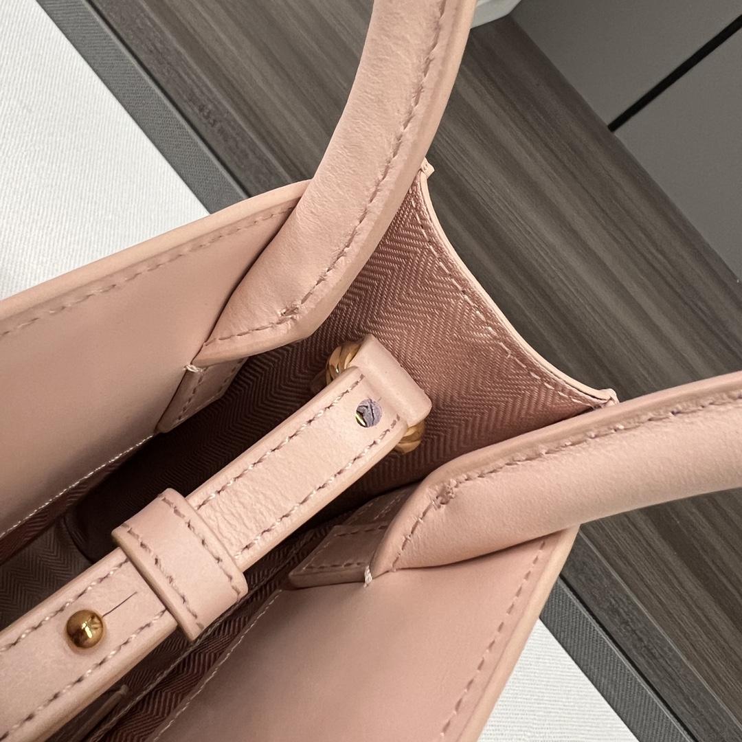 loewe羅意威原單A貨高仿包包 Standard A5 Tote手袋 淺桃色