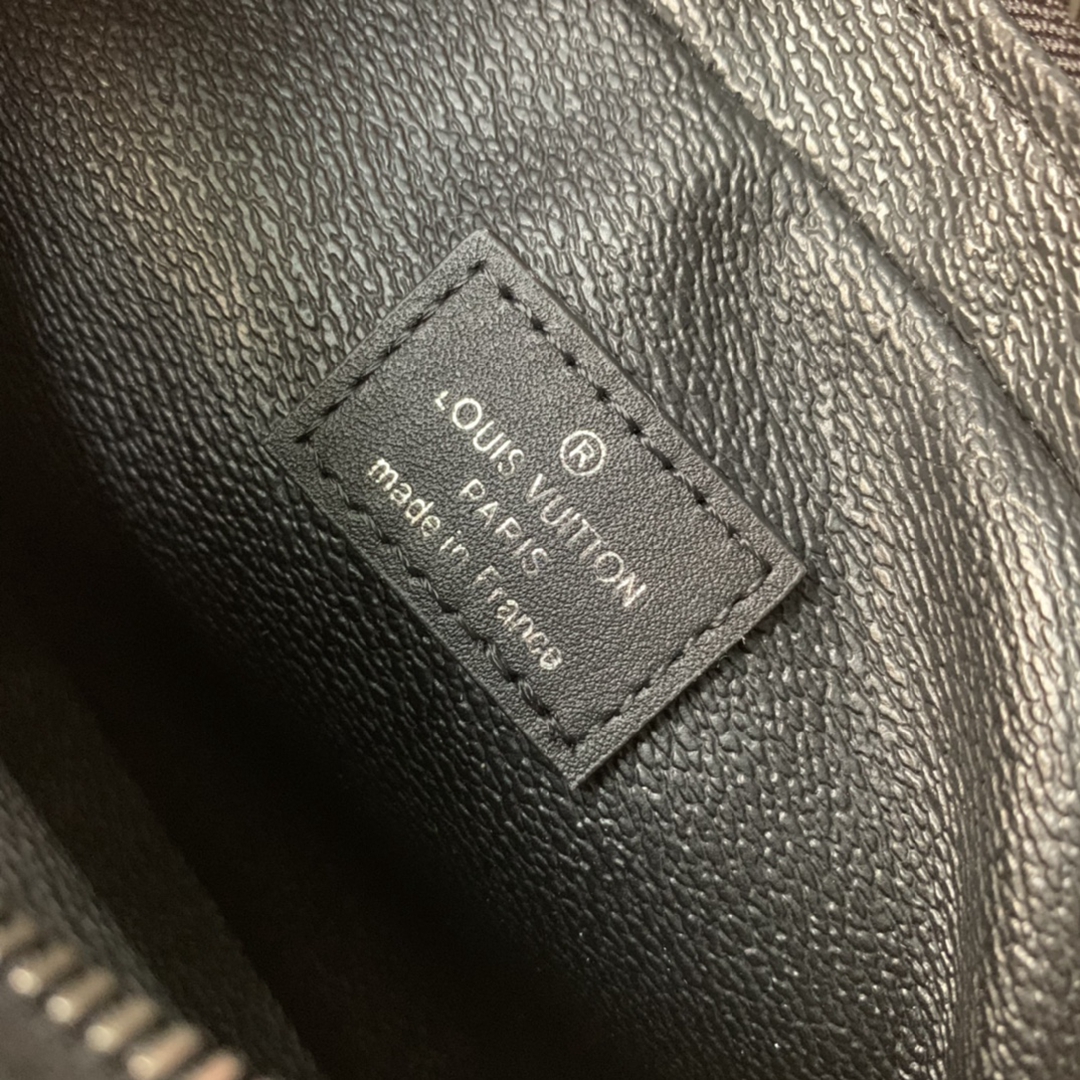 小号！升级版本！M43383 21x6x13.5cm高仿lv手拿包錢包方形包