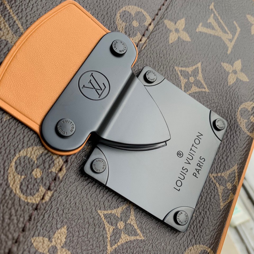 M46688老花黃皮郵差包Monogram Macassar 帆布制成高仿路易威登包包男女可用