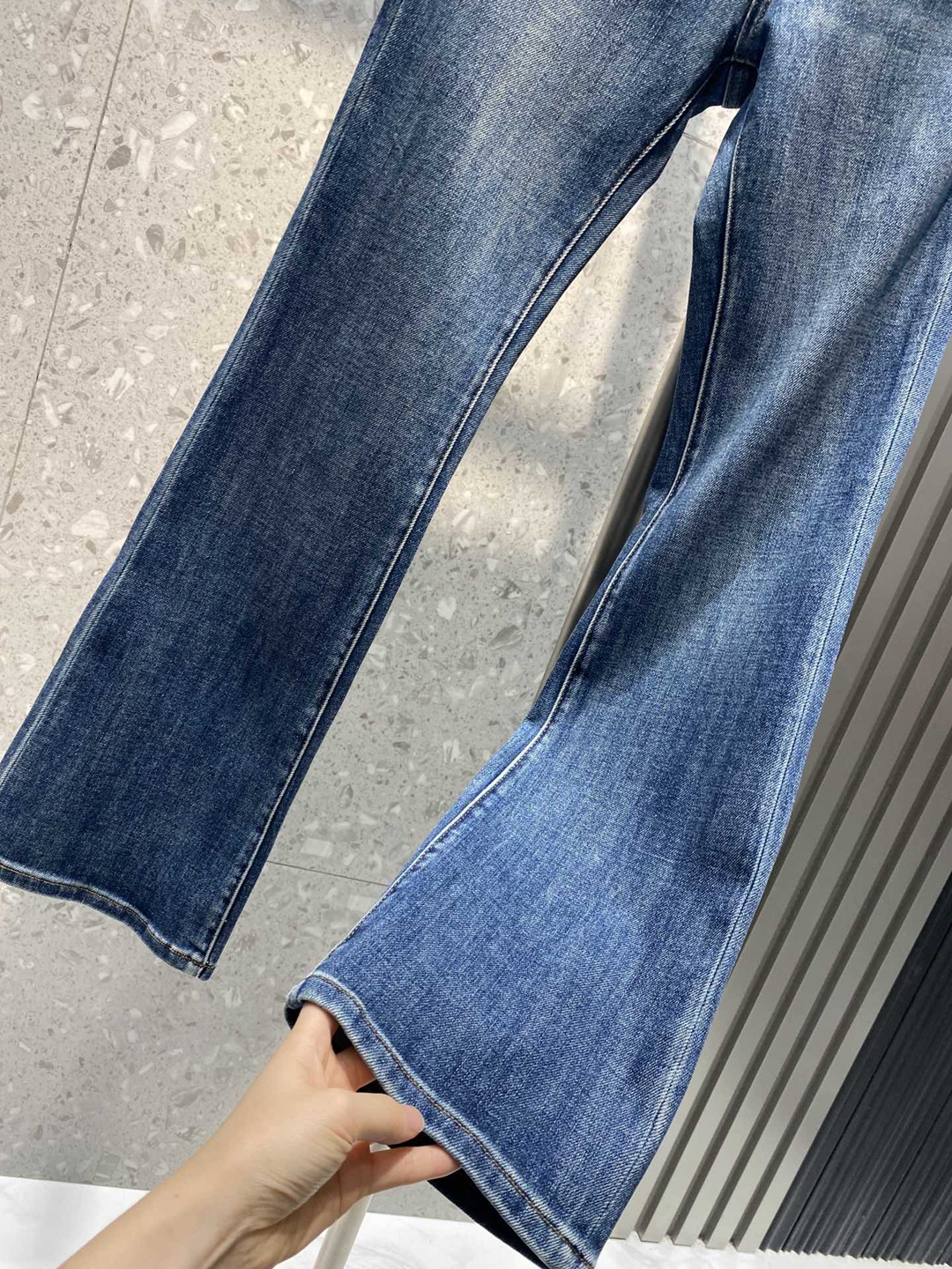 LV高仿牛仔褲女裝褲子專櫃同步