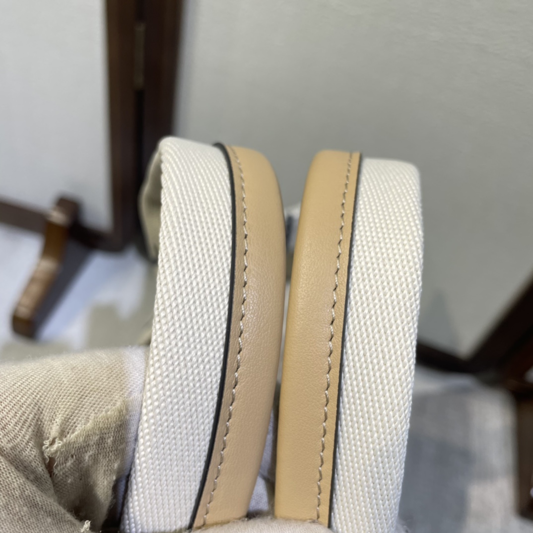 複刻名牌包Chloe蔻依 Chloé標識刺繡彩虹包 Woody大號托特包