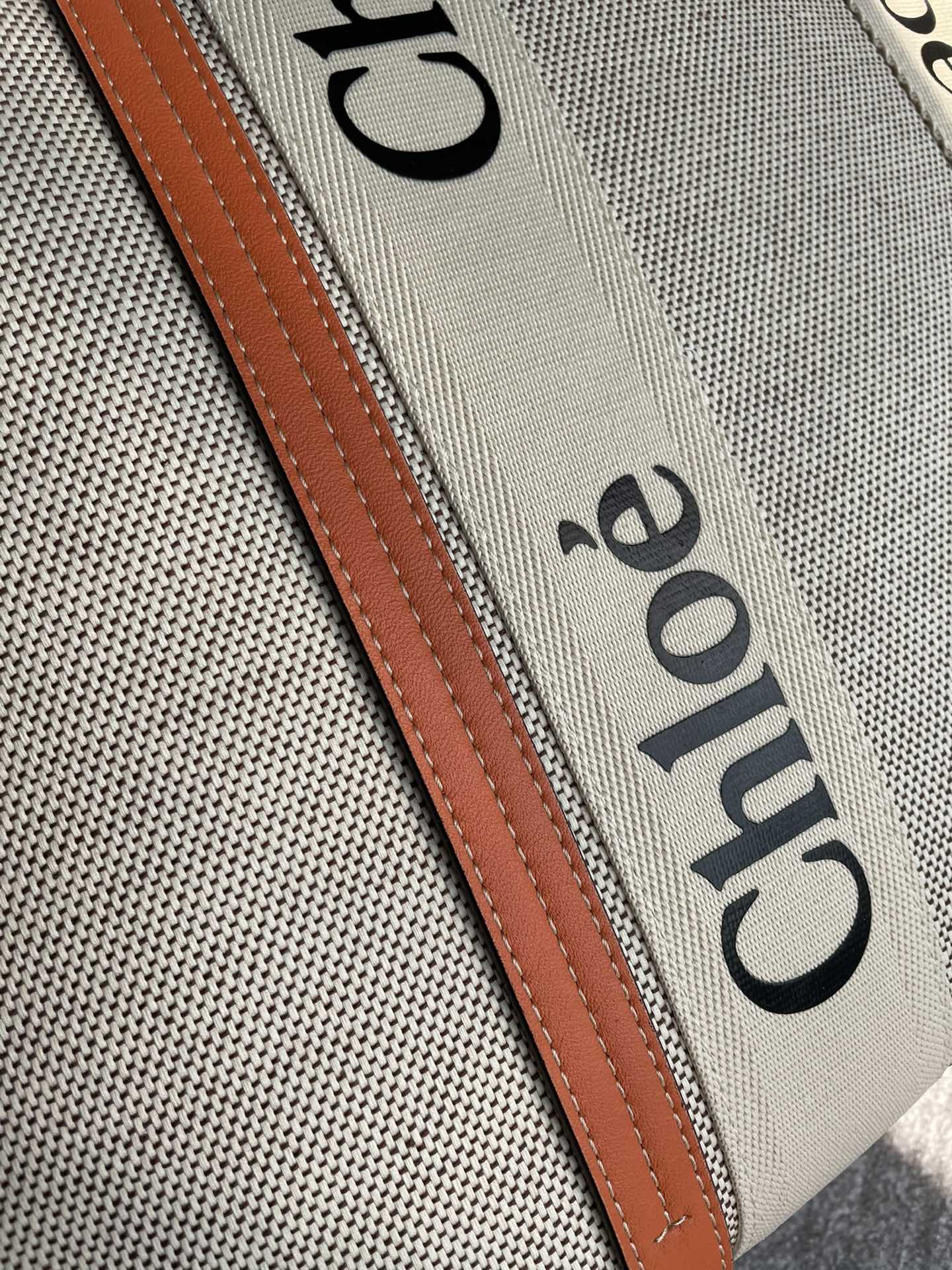 複刻名牌包Chloe蔻依 Chloé標識亞麻帆布 Woody大號托特包 橙色