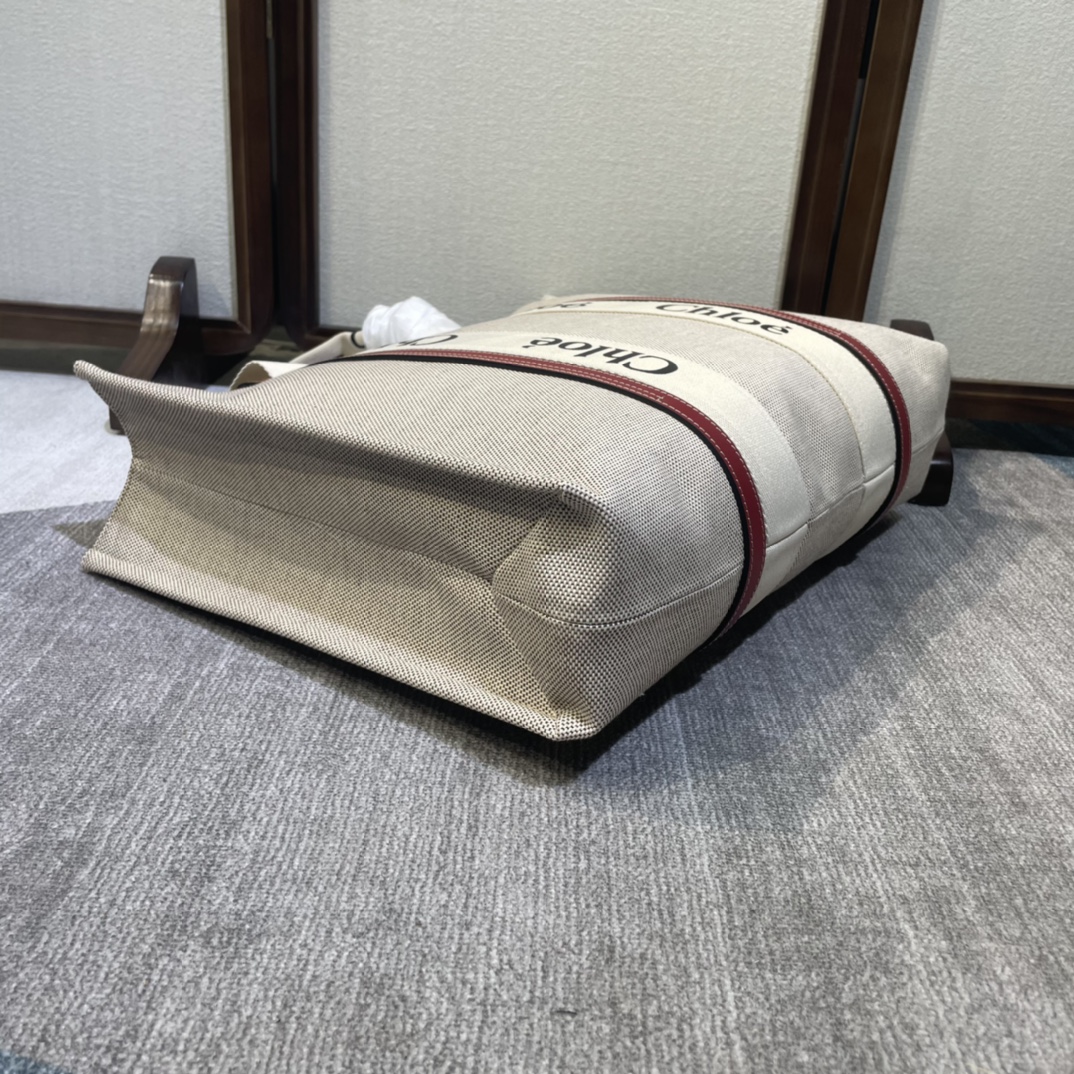 複刻名牌包Chloe蔻依 Chloé標識亞麻帆布 Woody大號托特包 酒紅