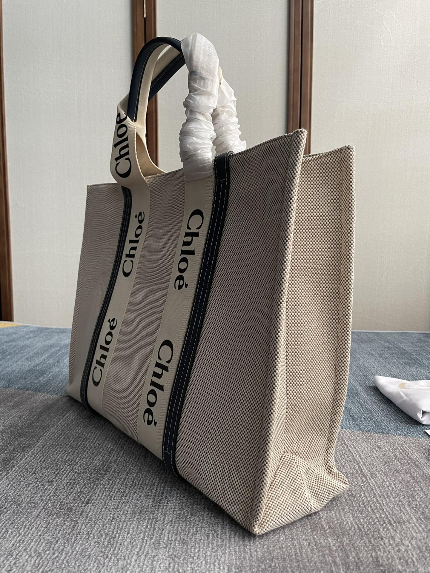 複刻名牌包Chloe蔻依 Chloé標識亞麻帆布 Woody大號托特包 深藍