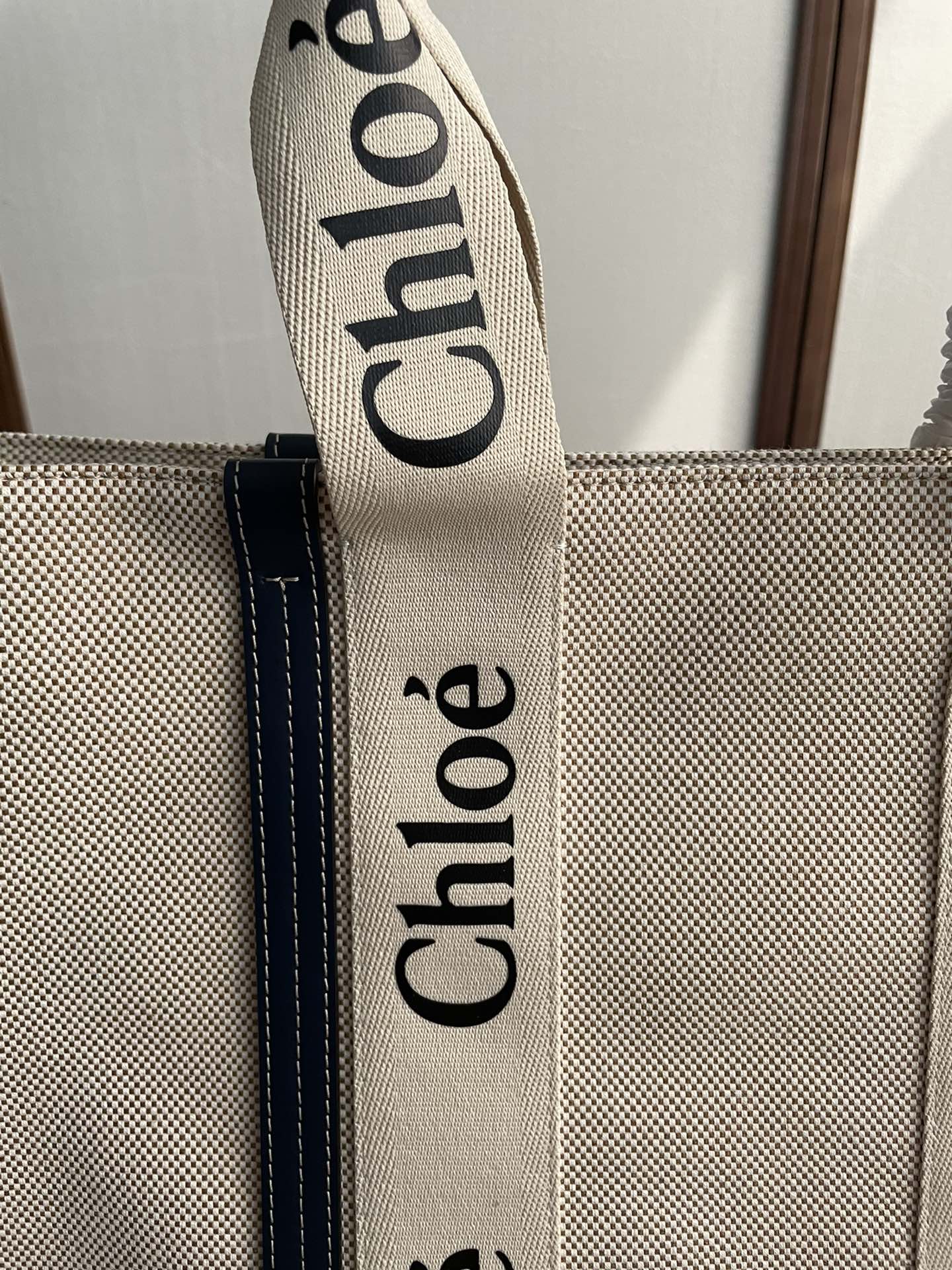複刻名牌包Chloe蔻依 Chloé標識亞麻帆布 Woody大號托特包 深藍