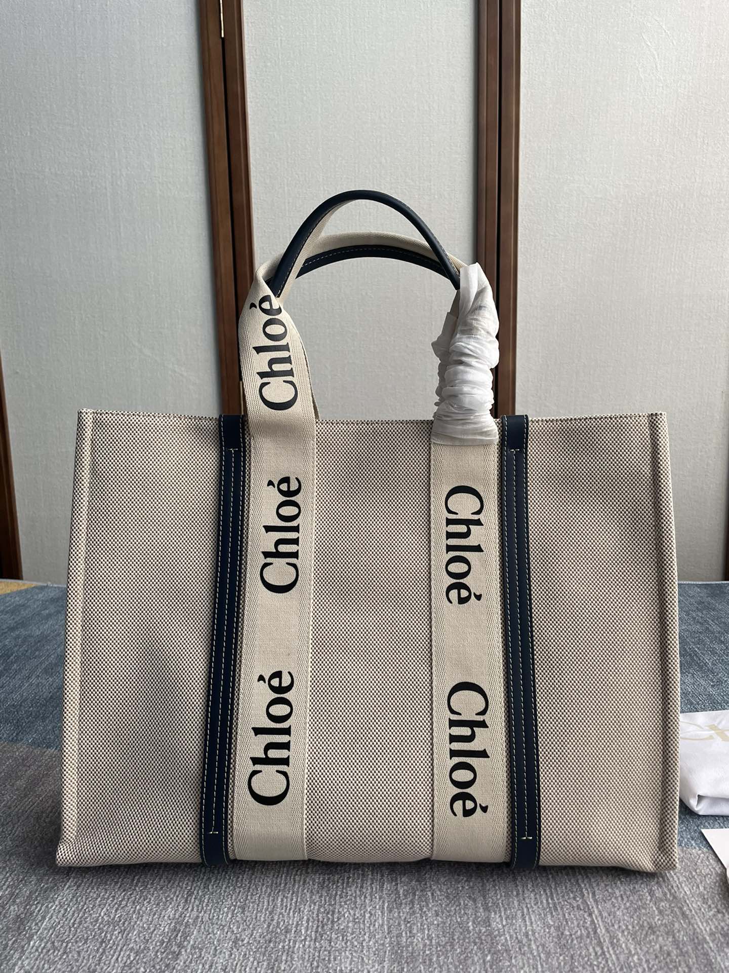 複刻名牌包Chloe蔻依 Chloé標識亞麻帆布 Woody大號托特包 深藍