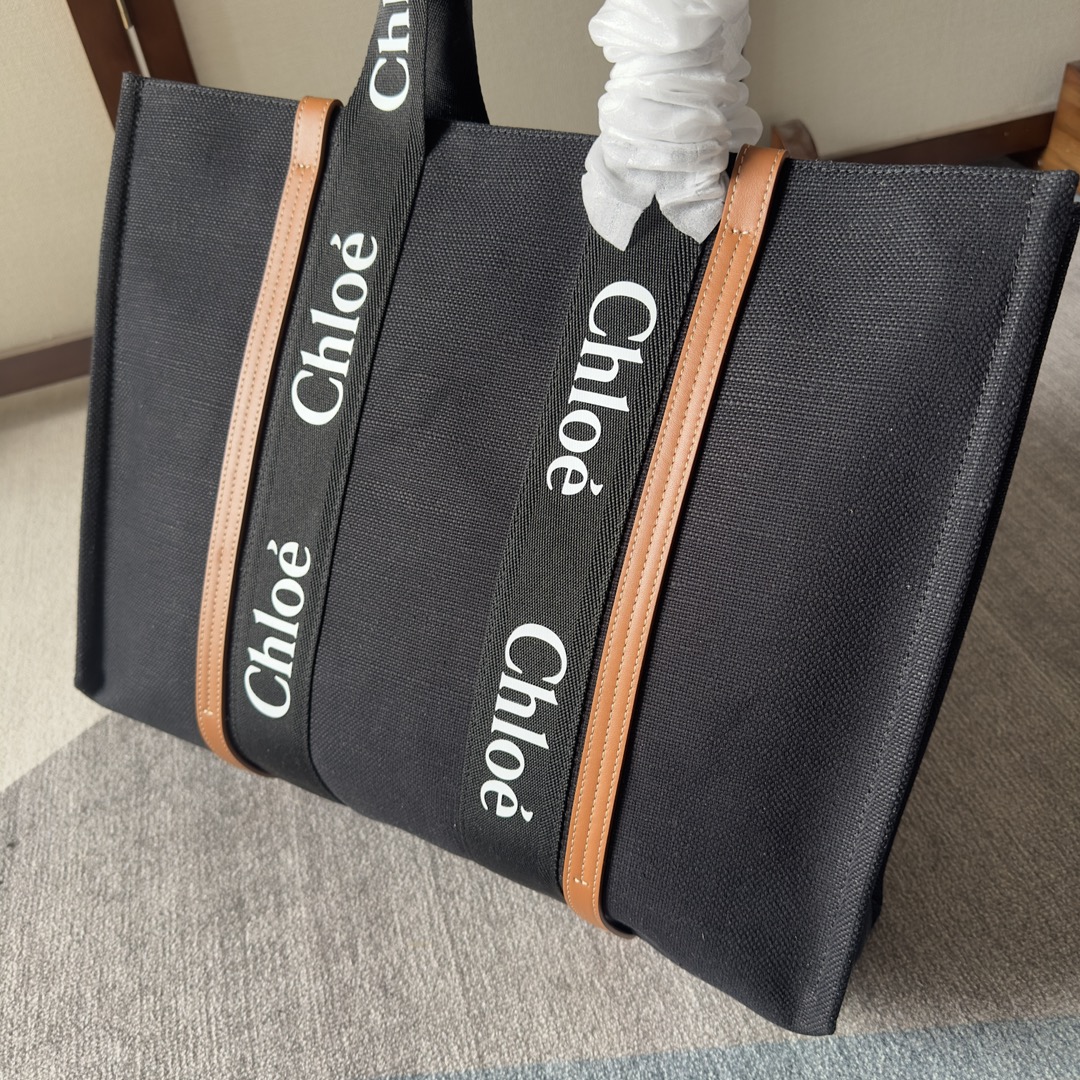 複刻奢侈包Chloe蔻依 Chloé標識亞麻帆布 Woody大號托特包 黑色