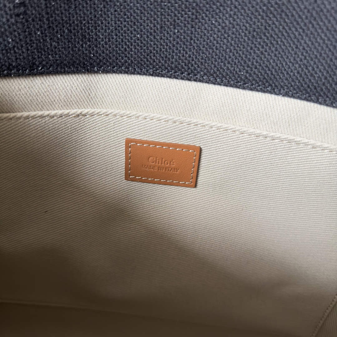 複刻奢侈包Chloe蔻依 Chloé標識亞麻帆布 Woody中號托特包 黑色