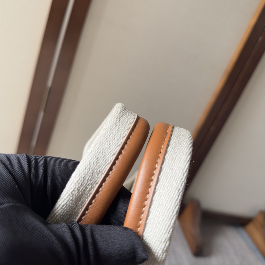 一比一高仿包Chloe蔻依 亞麻帆布小牛皮與Chloé徽標刺繡網眼面料托特包 大號