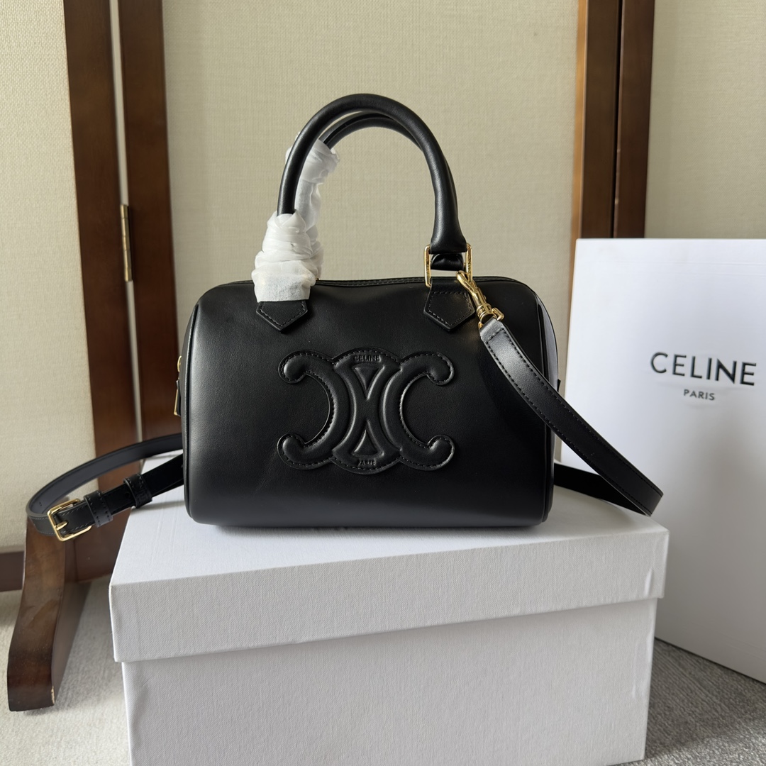 1比1高仿名牌包Celine賽琳 凱旋門光滑牛皮CUIR TRIOMPHE小型波士頓手袋 黑色