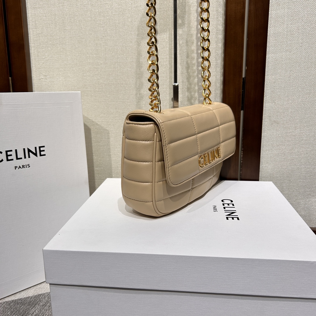 複刻名牌包Celine賽琳 MATELASSE MONOCHROME 絎縫羊皮革鏈條肩揹包飾鍊掛肩袋 裸色