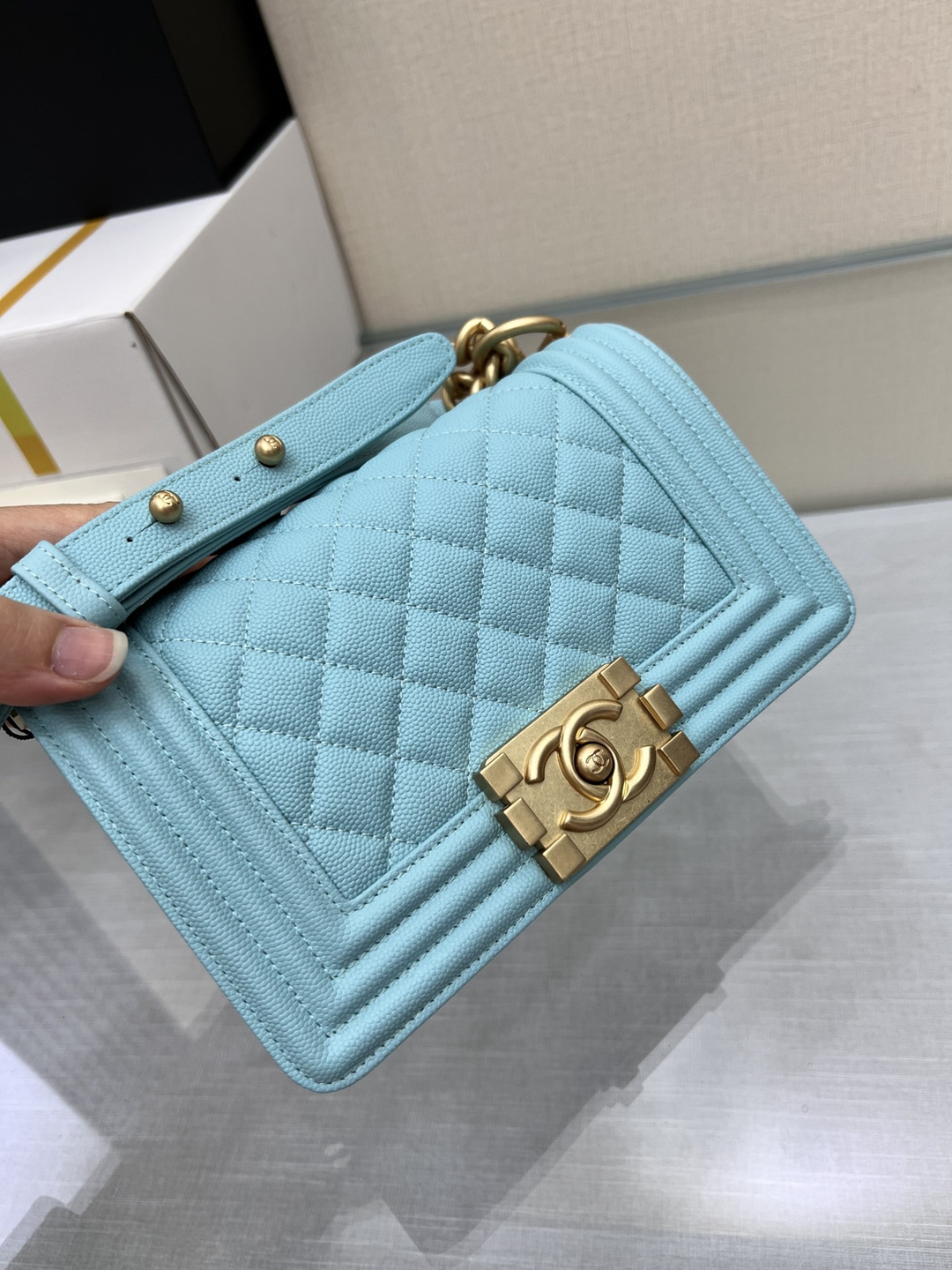 香奈兒𝐋𝐞𝐛𝐨𝐲系列 67085/67086高仿精品包包 可批發零售