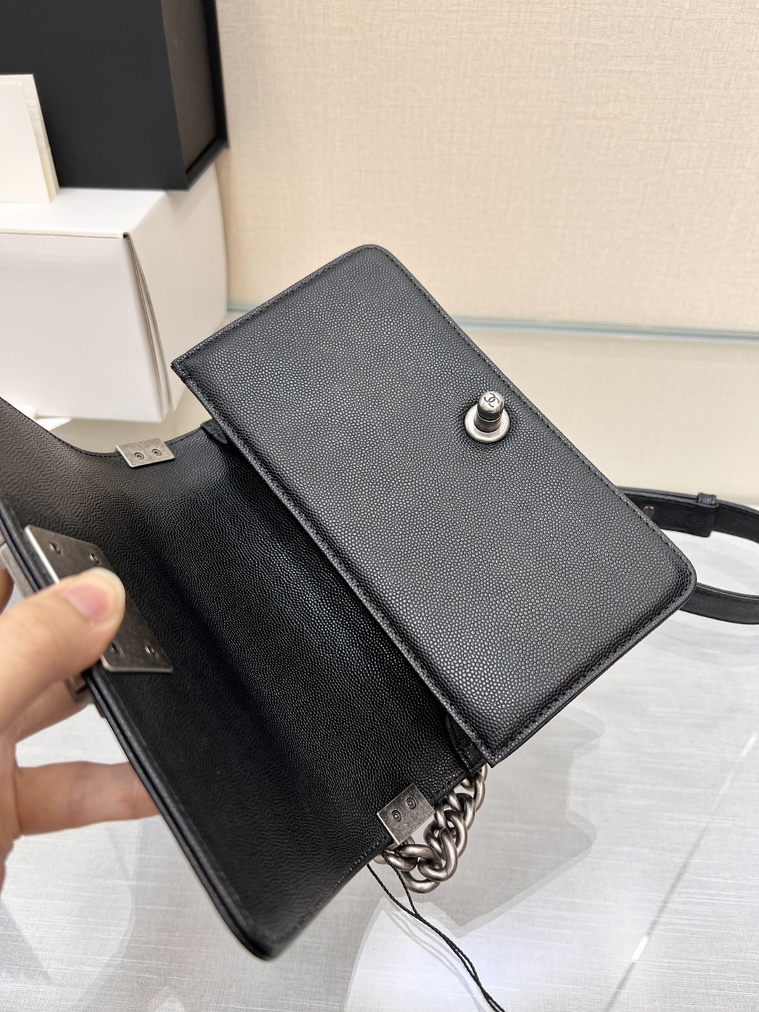 𝐋𝐞𝐛𝐨𝐲系列香奈兒頂級高仿復刻單肩包 斜挎包 新品 可批發零售