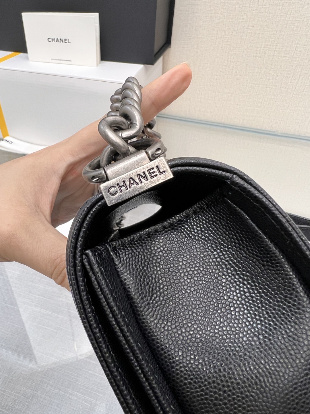 𝐋𝐞𝐛𝐨𝐲系列香奈兒頂級高仿復刻單肩包 斜挎包 新品 可批發零售