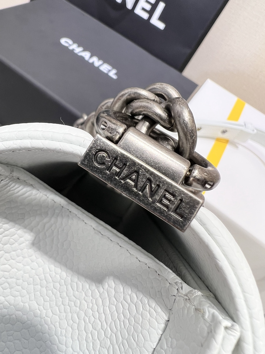 𝐋𝐞𝐛𝐨𝐲系列 頂級高仿 香奈兒Chanel 羊皮材質單肩包 斜挎包