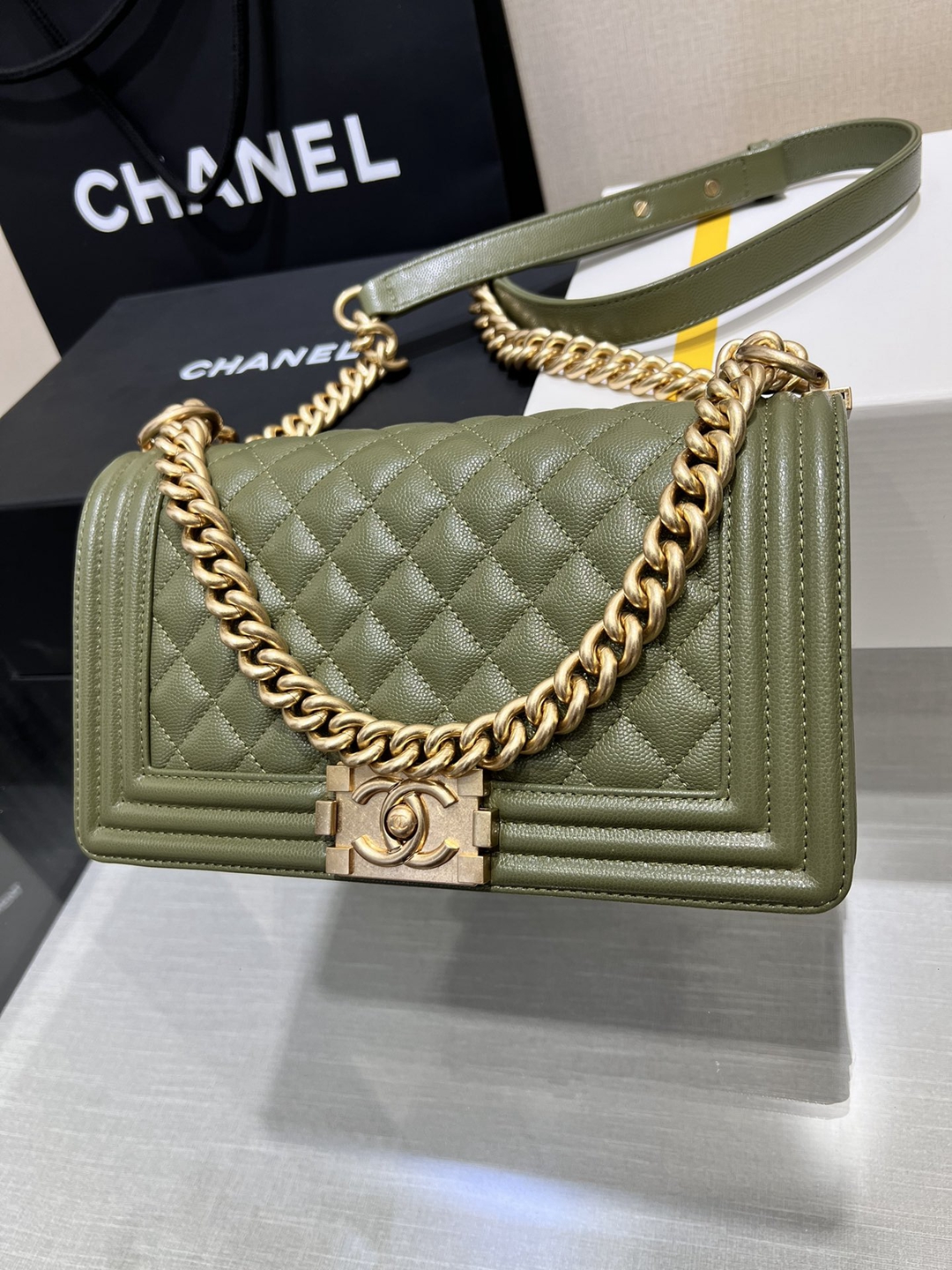 𝐋𝐞𝐛𝐨𝐲帶芯片Chanel香奈兒 羊皮包包 高仿精品包包 斜挎包