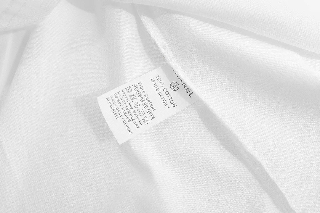 香奈兒Chanel頂級高仿限定植絨logo短袖T恤