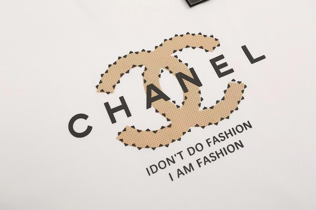 CHANEL 非常好看新品香奈兒一比一原單圓領短袖T恤