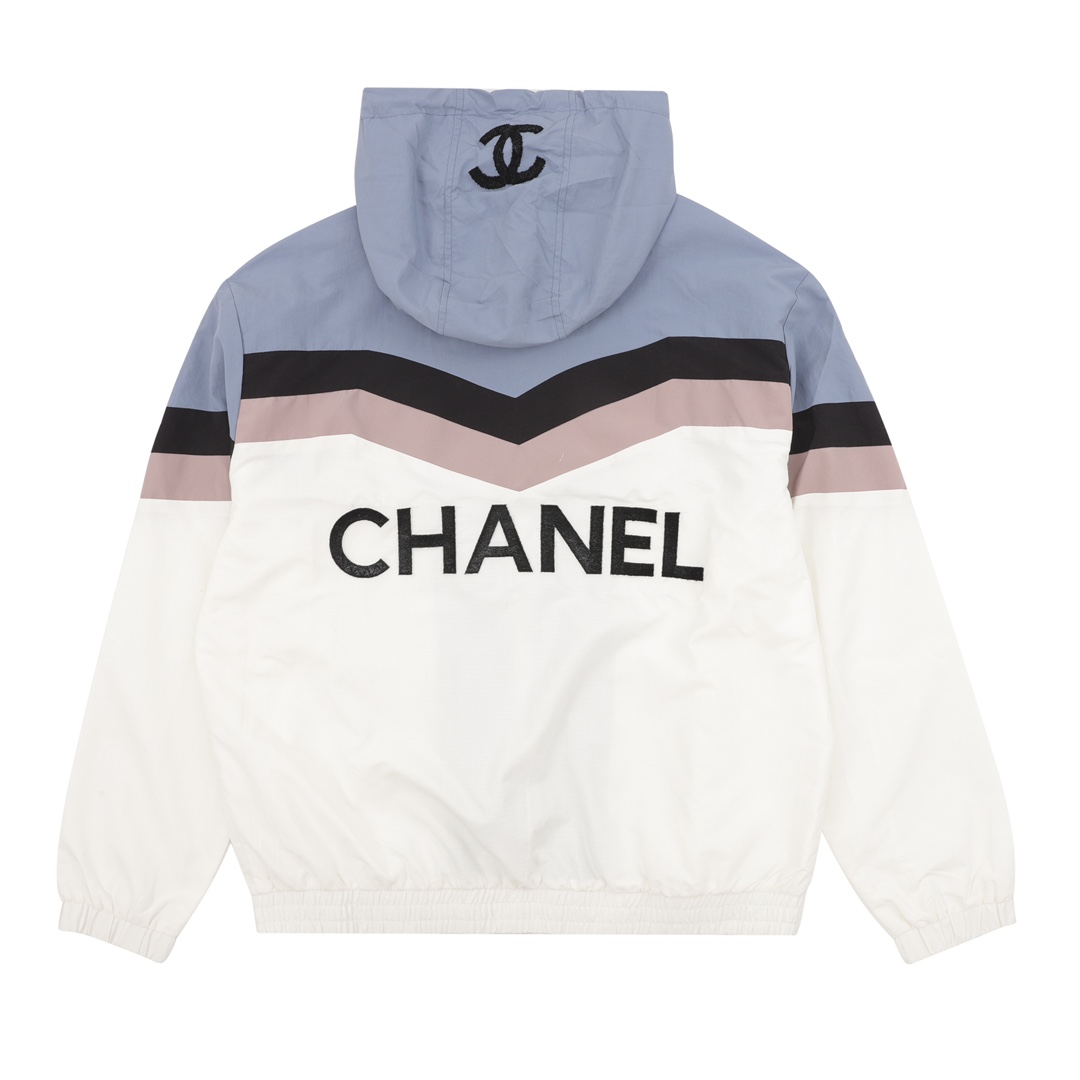 太好看了香奈兒Chanel原單高仿連帽logo外套 專櫃同步
