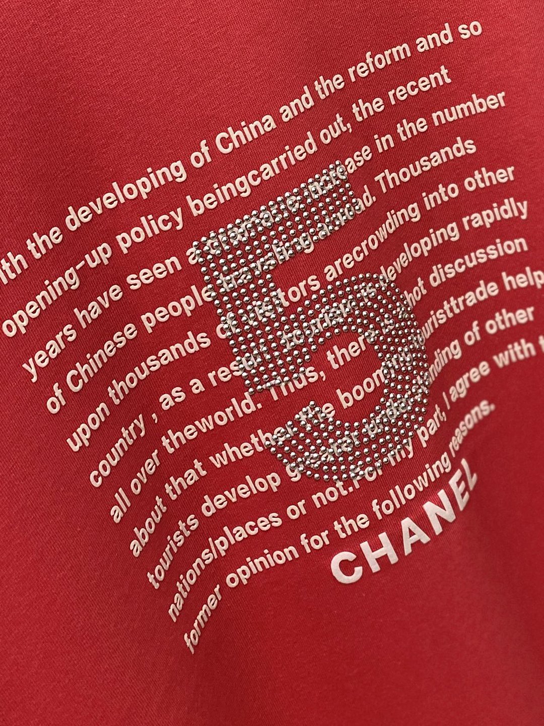 CHANEL香奈兒一比一復刻新品圓領短袖T恤 帥氣時尚
