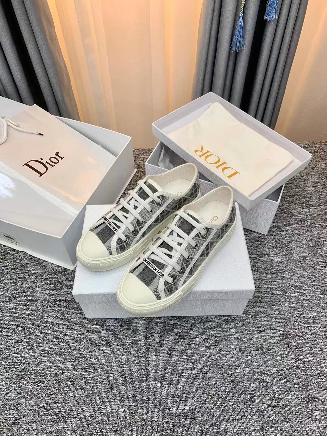 太精美了 DIOR 高端牛貨 1:1復刻鞋子 休閒鞋