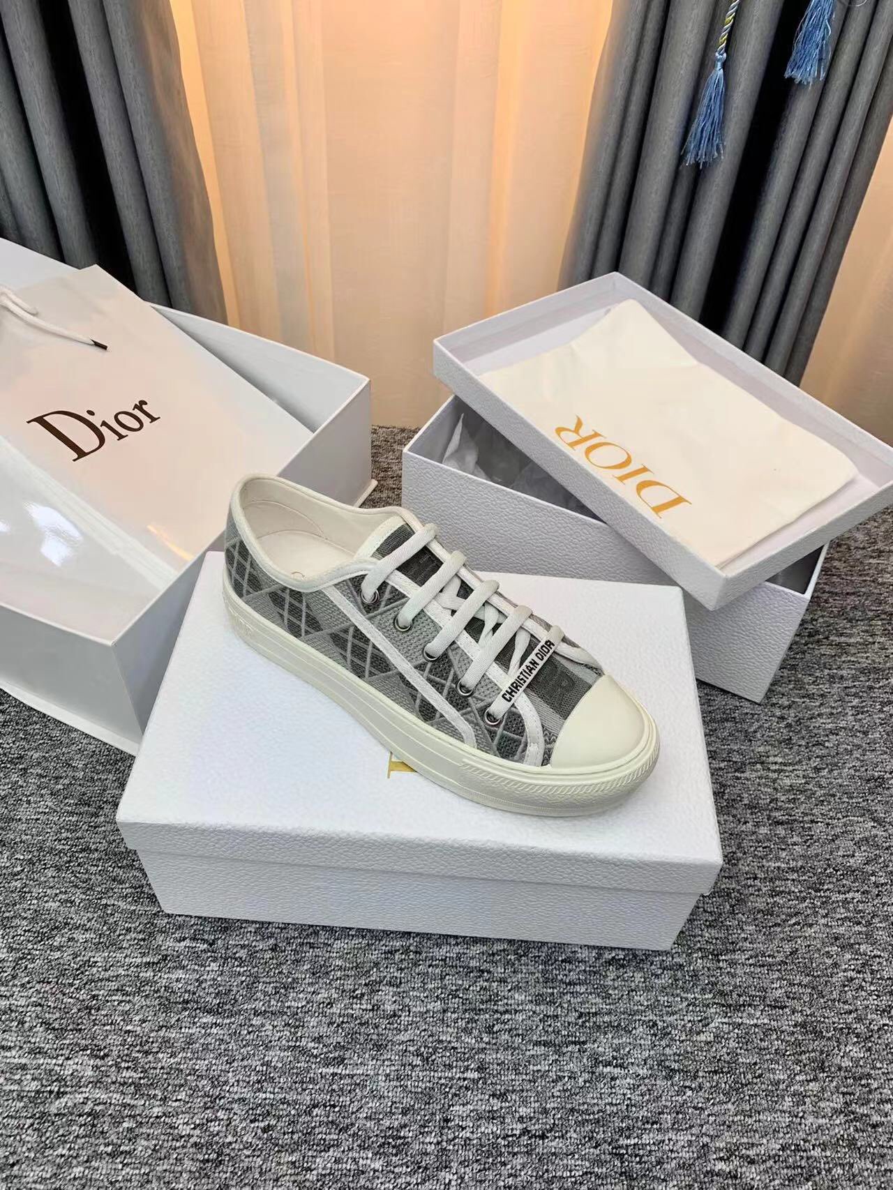 太精美了 DIOR 高端牛貨 1:1復刻鞋子 休閒鞋