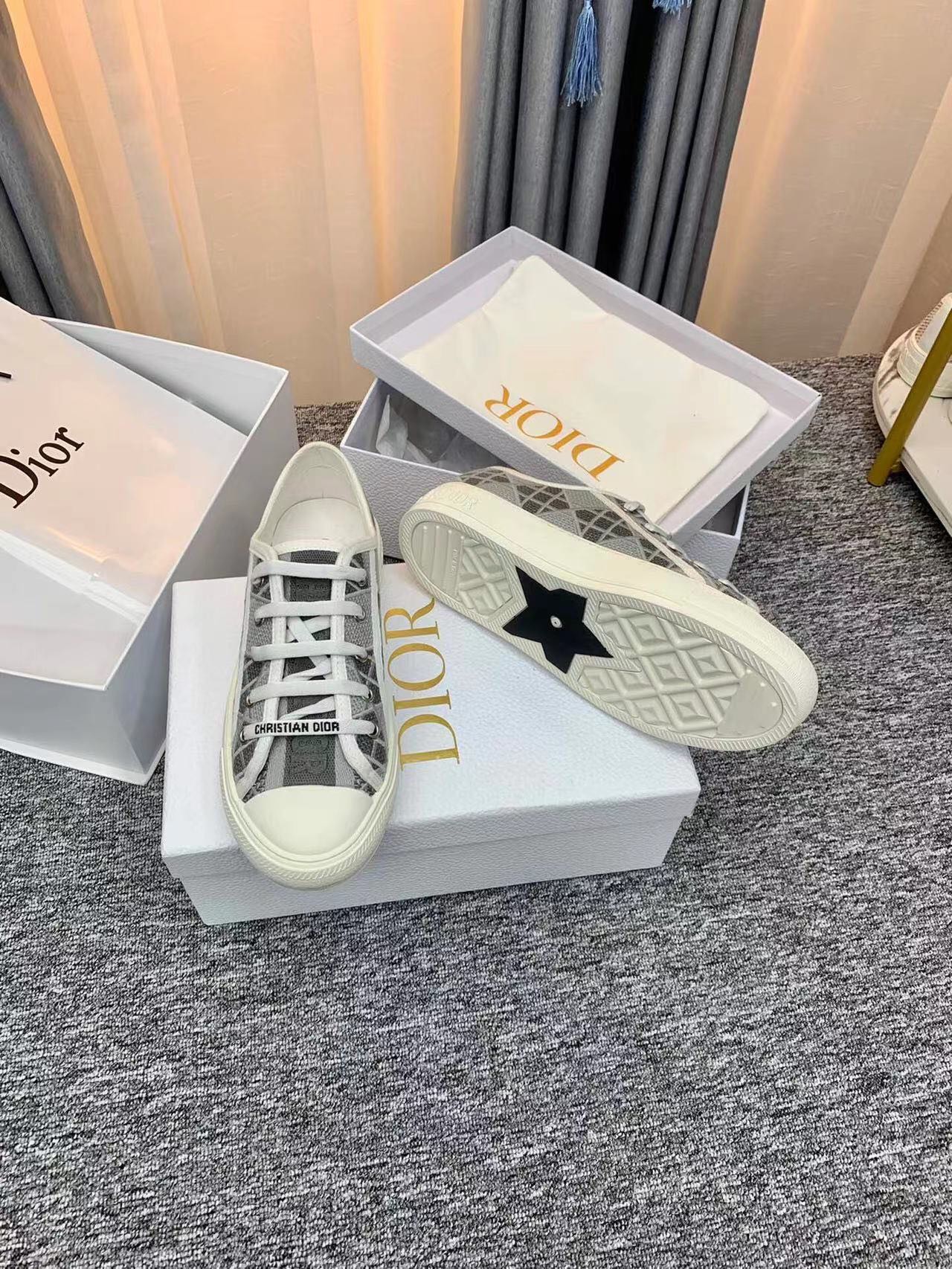 太精美了 DIOR 高端牛貨 1:1復刻鞋子 休閒鞋