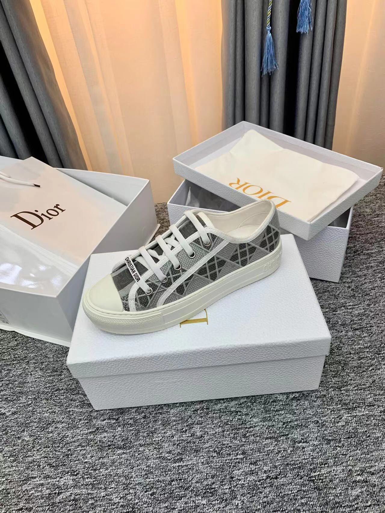 太精美了 DIOR 高端牛貨 1:1復刻鞋子 休閒鞋