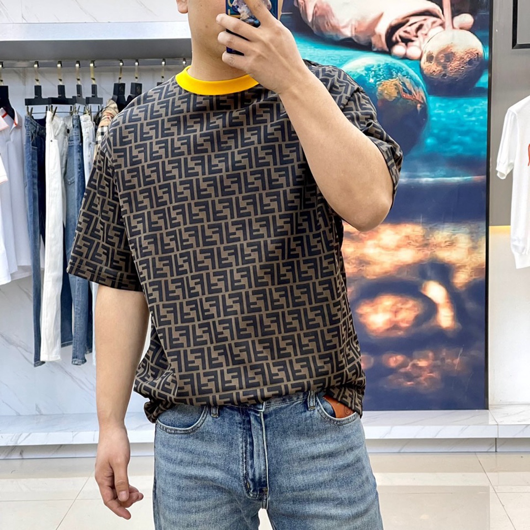 Fendi芬迪高仿一比一短袖T恤印花衣服圓領 咖啡色