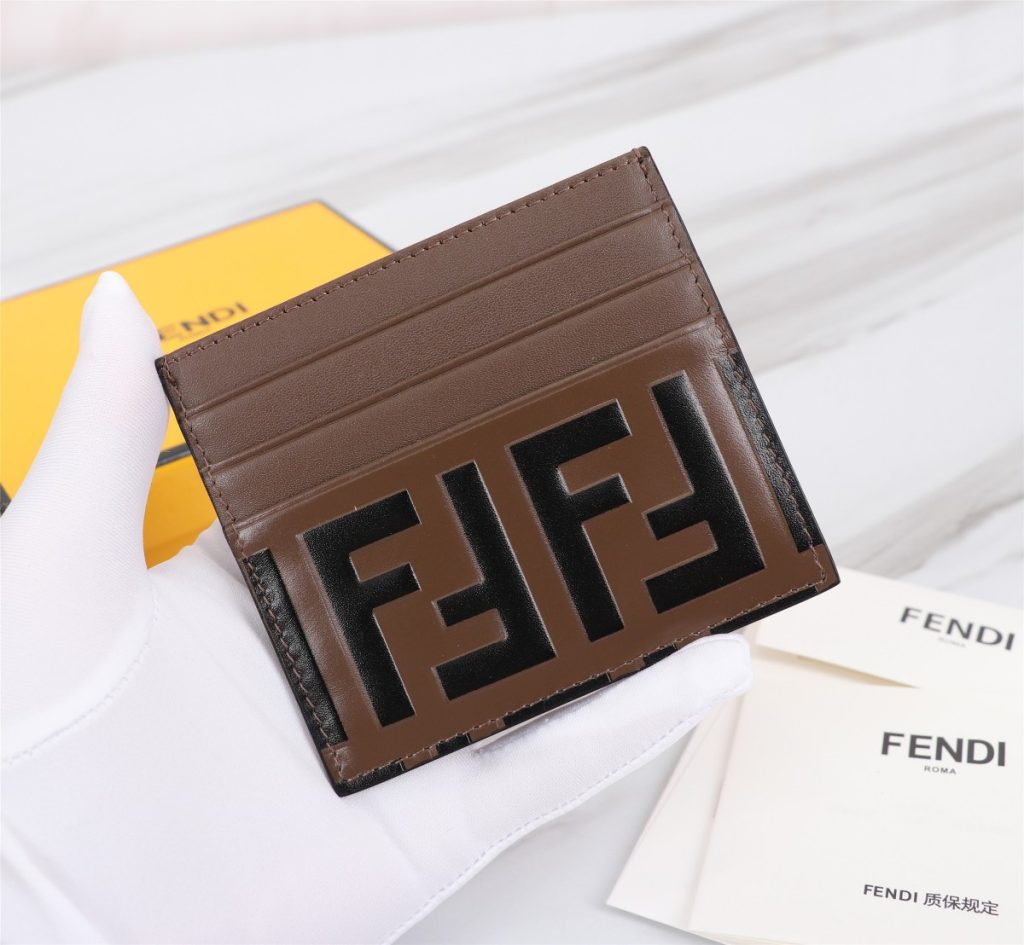 FENDI 芬迪高仿包包2020568卡包 錢包