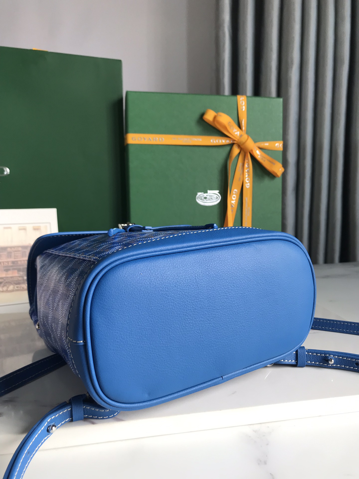 高仿奢侈品GOYARD高雅德包 Goyardine帆布 Alpin迷你雙肩包揹包 藍