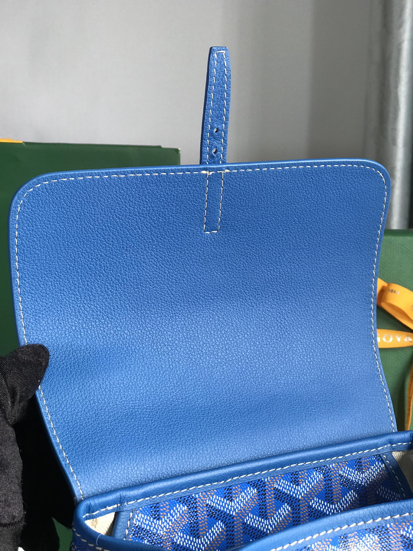 高仿奢侈品GOYARD高雅德包 Goyardine帆布 Alpin迷你雙肩包揹包 藍