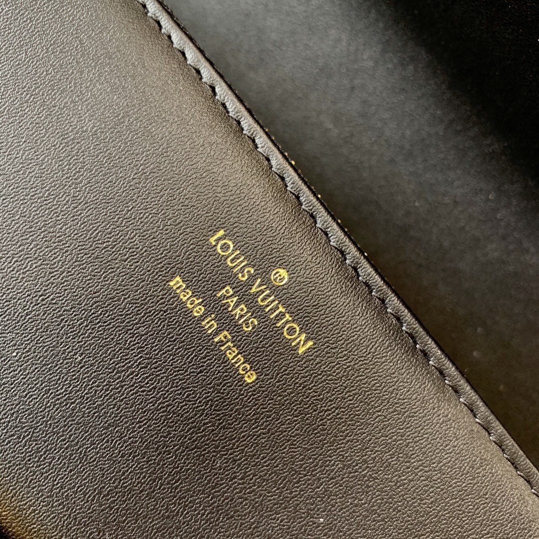 Louis Vuitton 高仿精品包包 多功能單肩包 手提包 224新品 批發零售